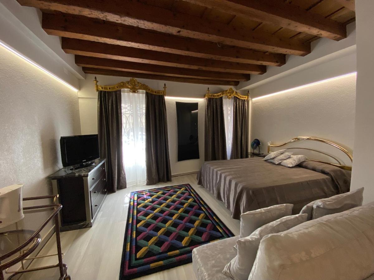 Ln Homes Venice - San Marco Canal View المظهر الخارجي الصورة